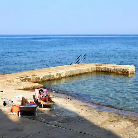 Apartman With Parking Space Basanija, Umag - 27192 Bašanija