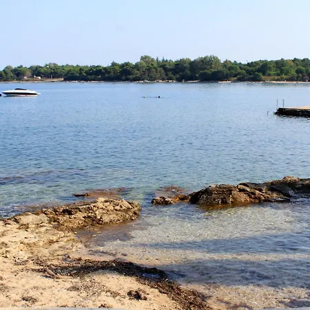 Apartment With Parking Space Basanija, Umag - 27192 Bašanija